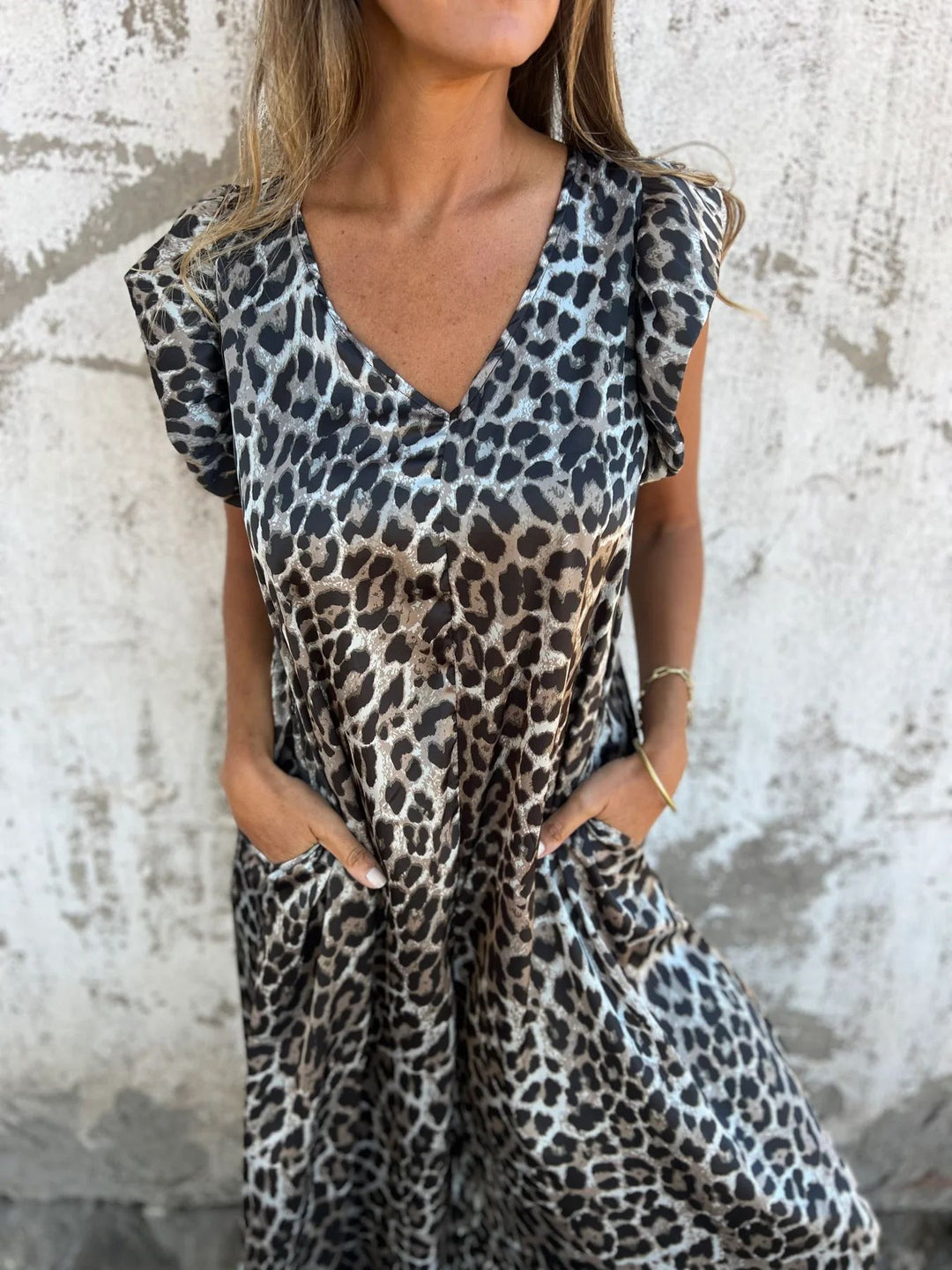 Dame Let maxi kjole i moderigtigt leopardprint med sidelommer Stilla