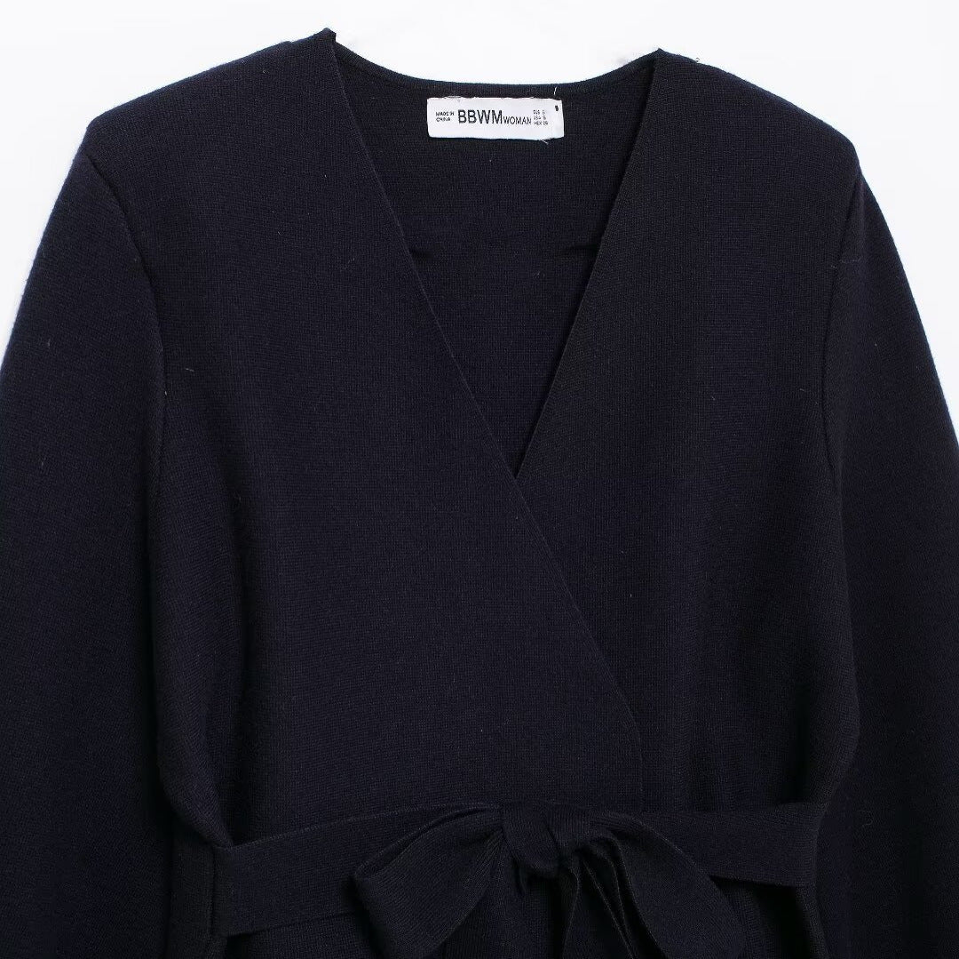 Femme Viskosebluse med bånddetalje Stilla