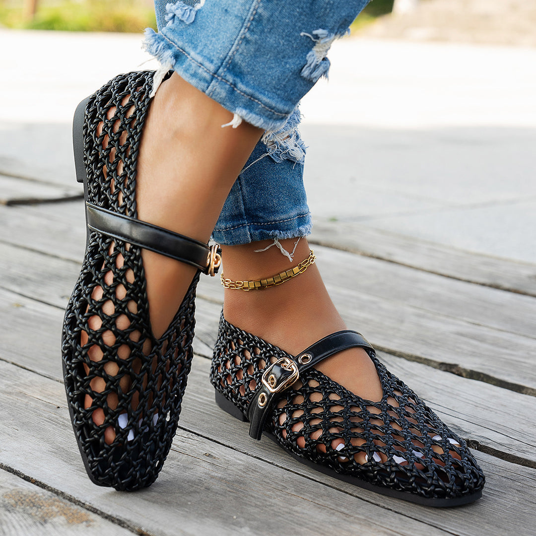 Dame elegante Slingback-sandaletter lavet af åndbart netmateriale med moderne spænde detaljer Stilla
