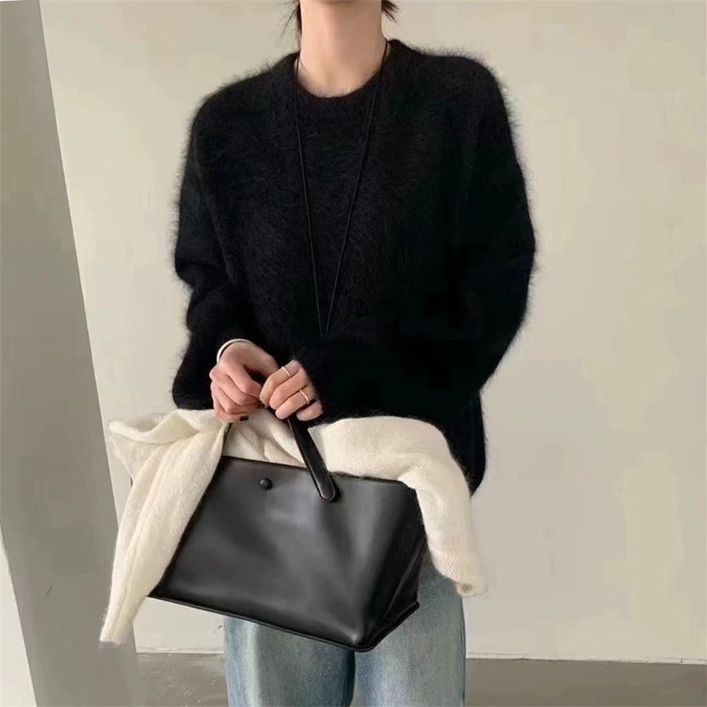 Kvinders fluffy sweater med oversized skæring lavet af mohair uld Stilla