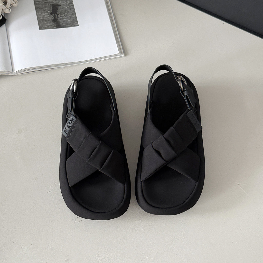 Femme Justerbare Krydsrem Sandaler Stilla