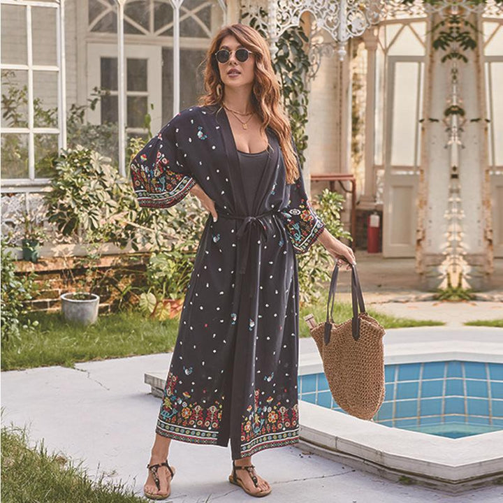 Dame luftig strandkaftan med farverigt blomsterbroderi Stilla