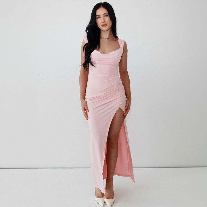 Dame Figurtilpasset Maxi-Kjole med elegant split og rynker Skovae