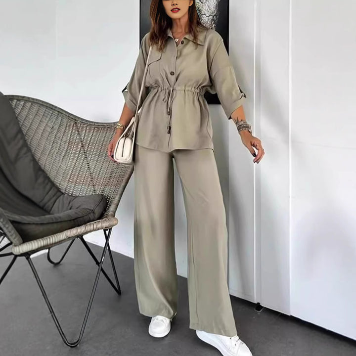 Dame mode skjorte med taljerbart design Stiila