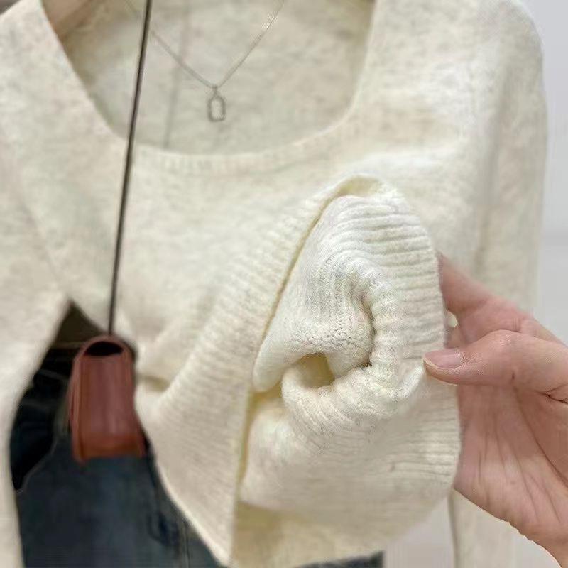 Kvinders elegante korte sweater med firkantet halsudskæring og fin strik tekstur Stilla