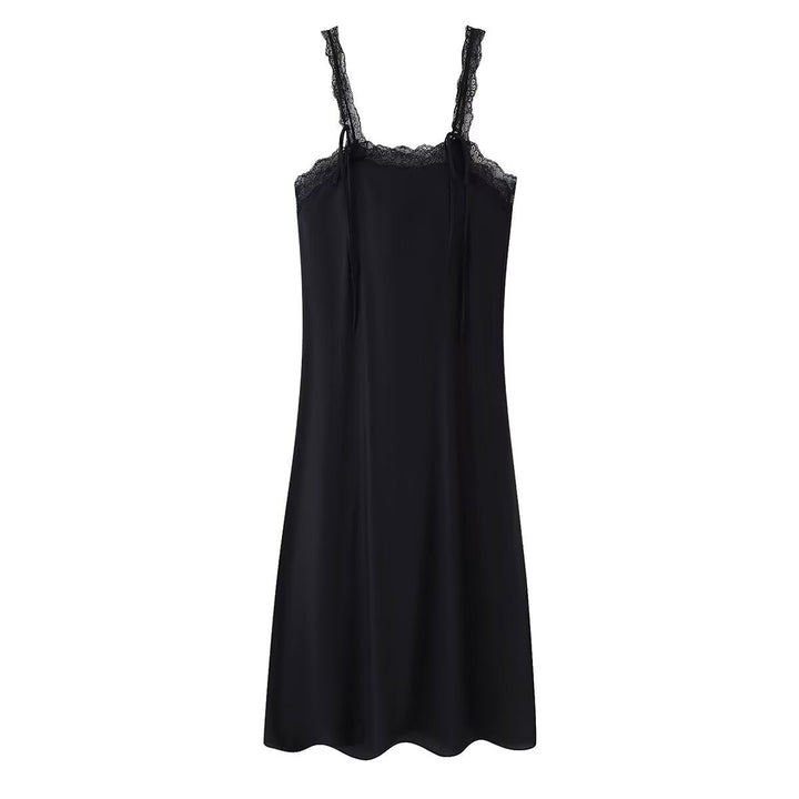 Femme Spidsbesat Silke-Cami-Kjole Stilla