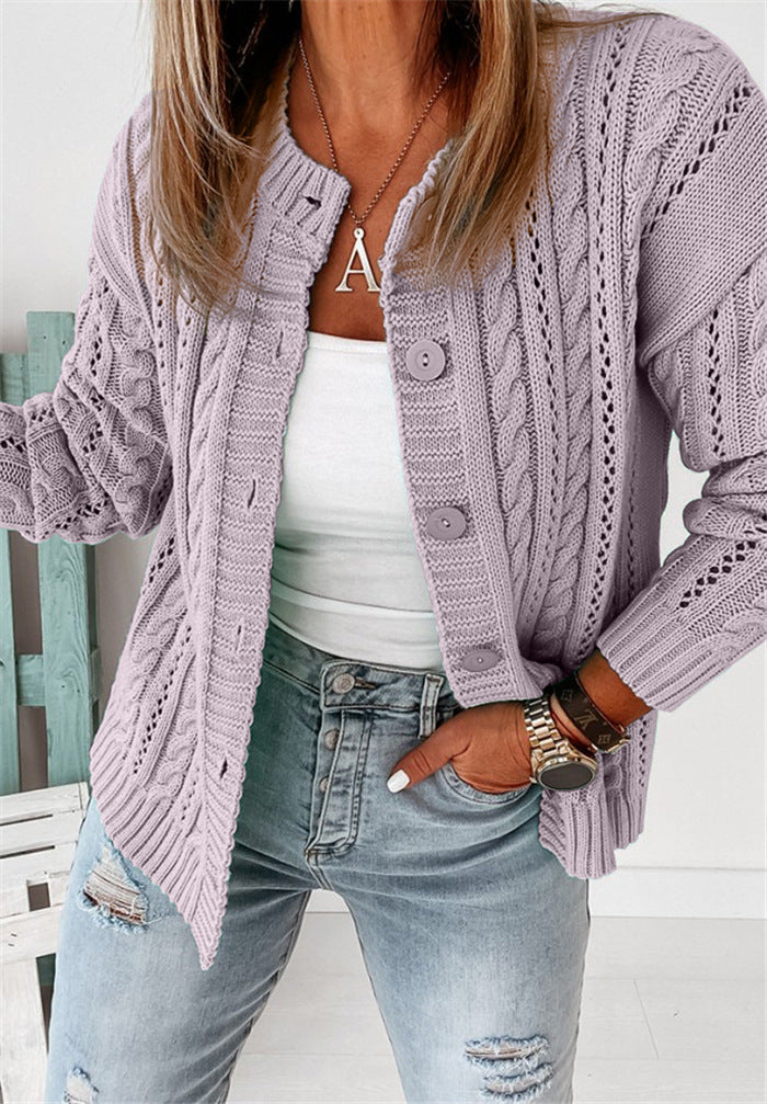 Dame moderigtig strikjakke med fletdesign og store knapper Stilla