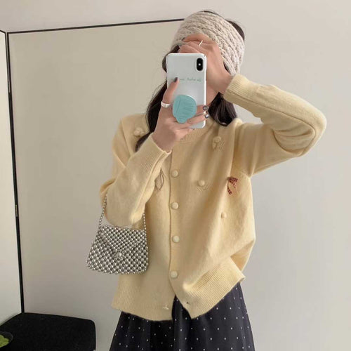 Dame Fashionable Cardigan med Dekorative Detaljer Stilla