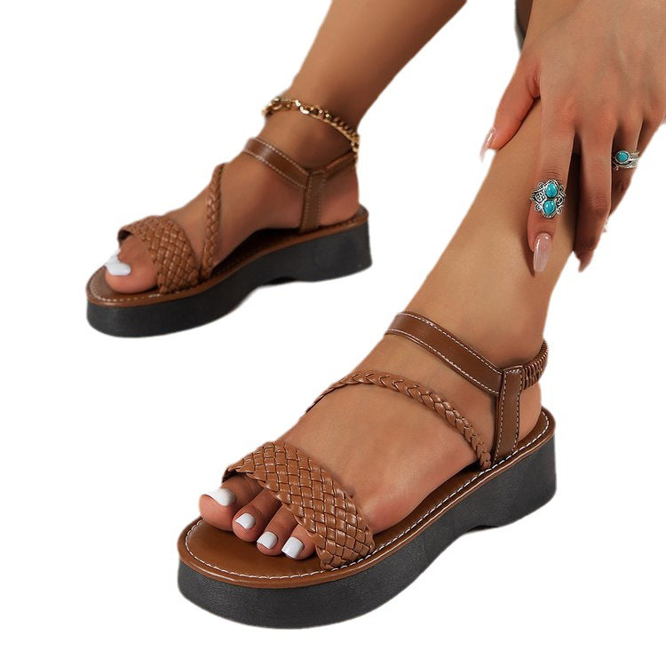Dame Plateau-sandaler med flettet remdesign og skridsikker sål Stilla