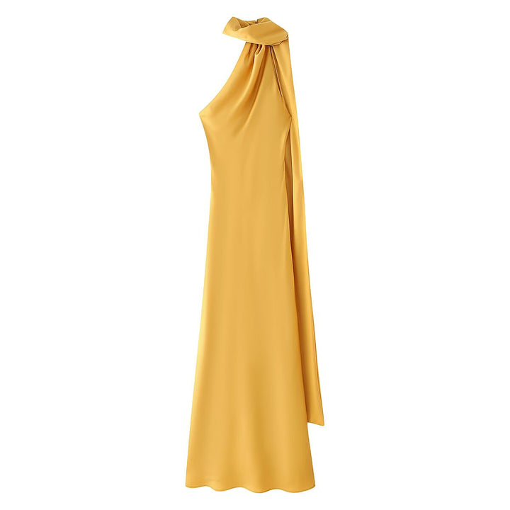 Femme Halter Neck Maxi Kjole med sidelids Stilla