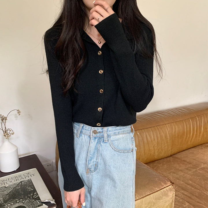 Kvinder Elegant Strikket Sweater med Knap Detaljer og Fin Rib Mønster Stilla