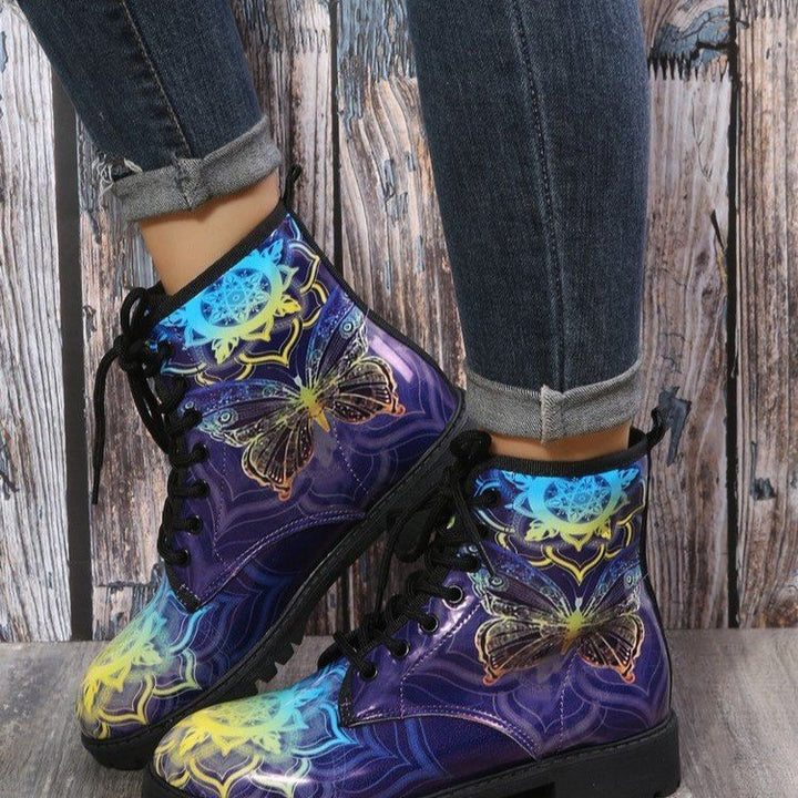 Dame højtop sneakers med iøjnefaldende sommerfugledesign og åndbart overflade Stilla