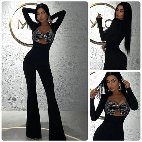 Kvinders Glamourøse Jumpsuit med Funklende Rhinestone Detaljer og Fittet Snit