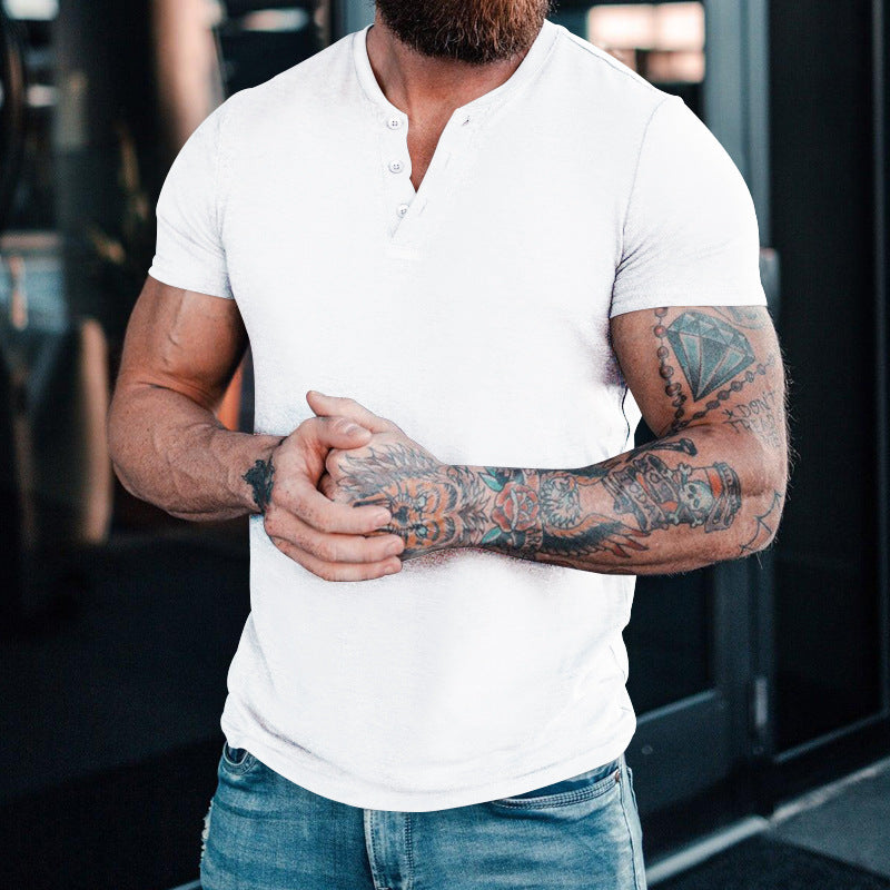 Herrer kortærmet Henley T-shirt med moderigtig krave og praktisk knapdesign Stilla