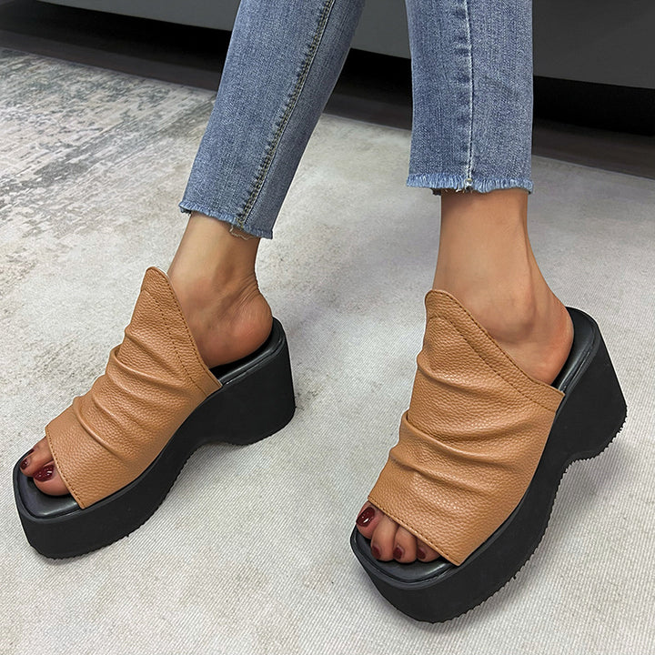 Dame moderne plateau-sandaler med innovativt overmateriale og elastisk sål Stilla