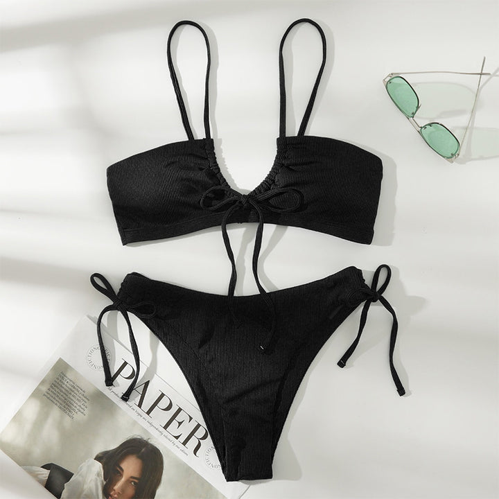 Damer bikini-sæt med raffineret indpakningsdetalje og justerbare stropper Skovae