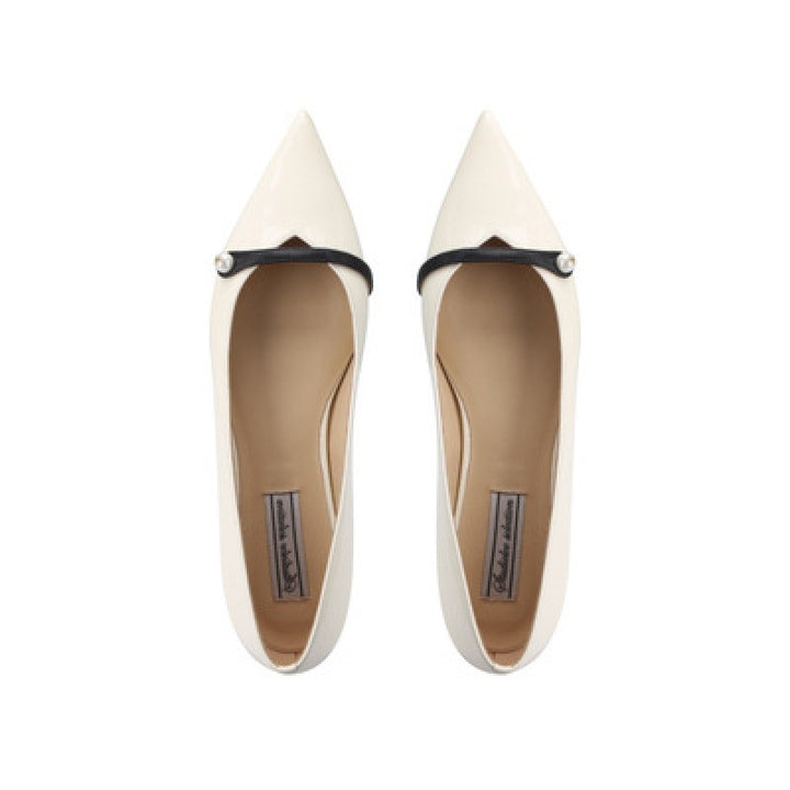 Dame elegante spidse ballerinaer med dekorativ perleaccent Stilla