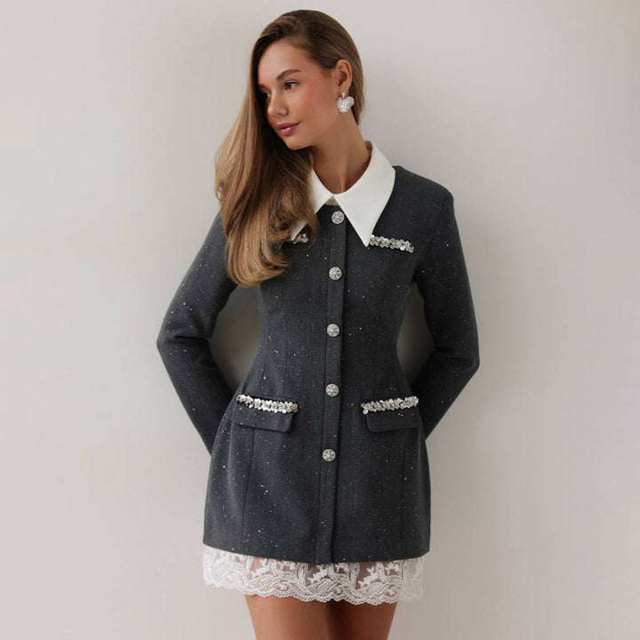 Kvinder Elegant og figursyet blazer kjole med dekorative detaljer Stilla