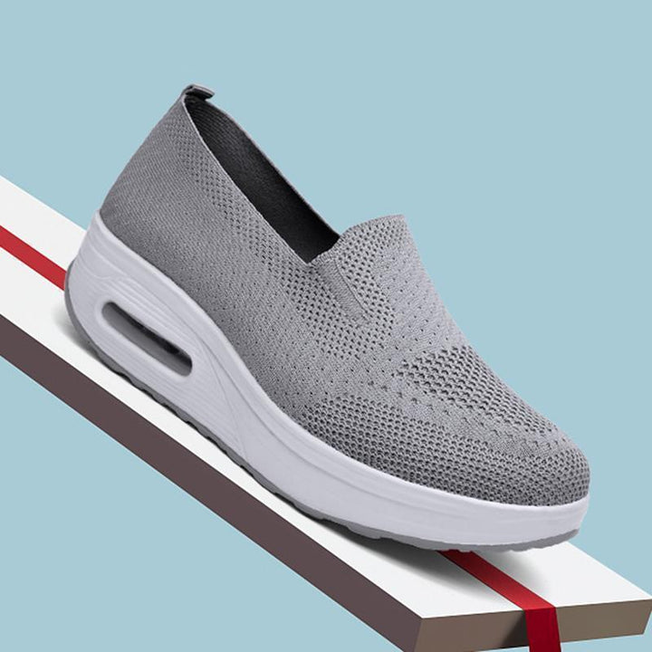 Dame Sporty Slip-On Sneakers med luftpolstring og åndbart overmateriale Stilla