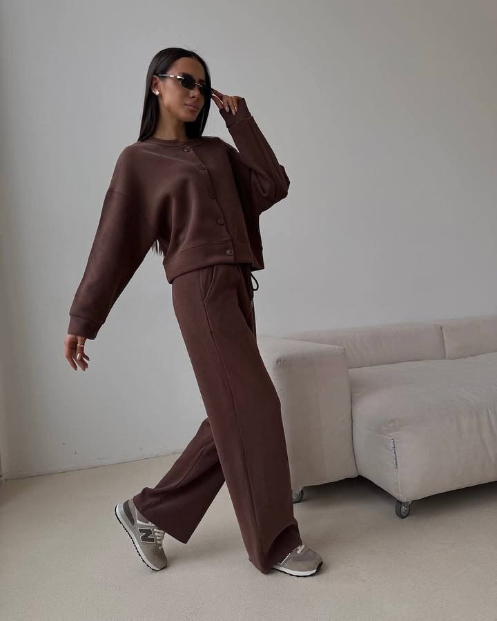 Dame behagelig sweatshirt- og joggingbuks-kombination Stilla