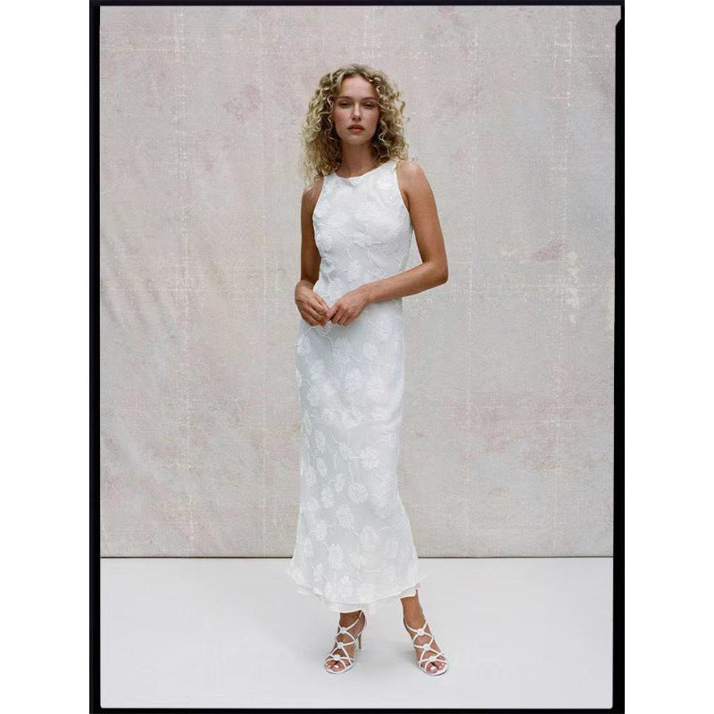 Dame Maxi-kjole med blomstermønster i blonder og elegant, svajende kant Skovae