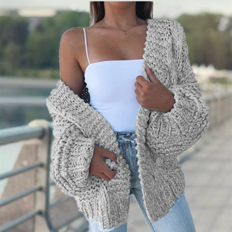 Kvinders chunky strikket cardigan med oversized pasform og afslappet design Stilla