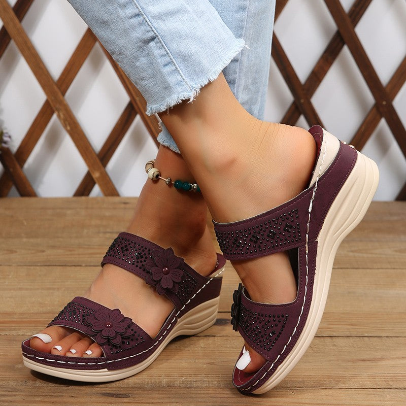 Dame Komfortable Wedge-Sandaler med fashionable Blomsterdetaljer Stilla