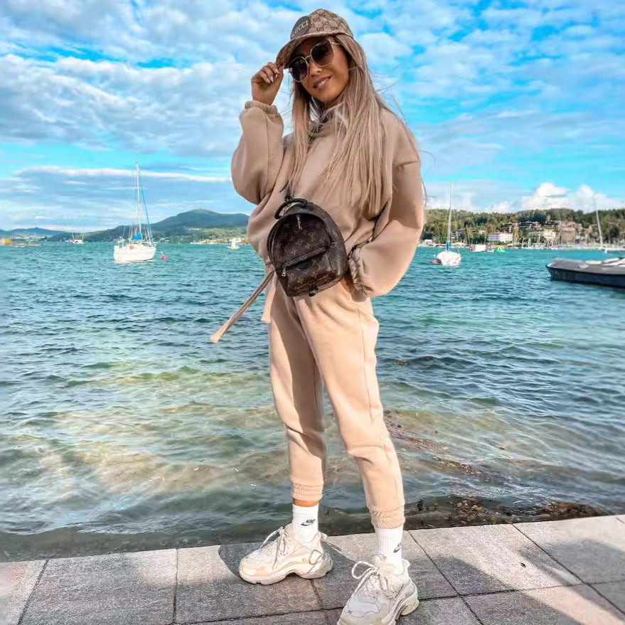 Stilla | Moderigtigt ensfarvet sweatshirt casual sæt
