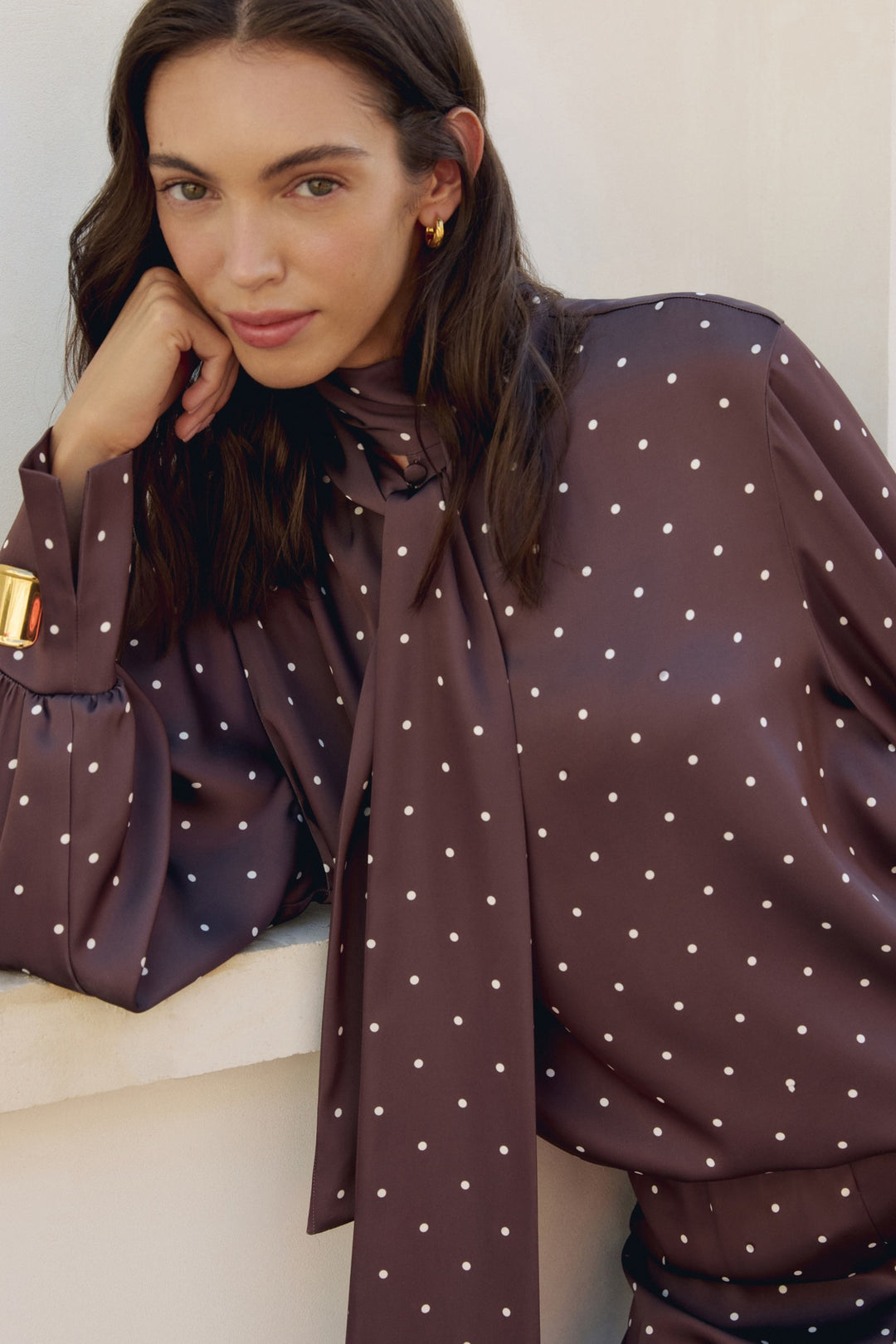 Damer elegant bluse med blonder detaljer og sløjfe krave Stilla