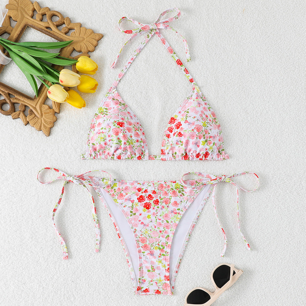 Dame triangel-bikini-sæt med farverigt blomsterdesign og justerbare stropper Skovae