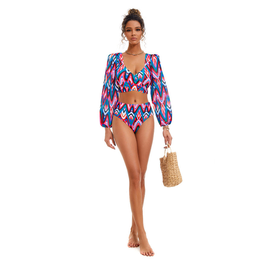 Dame bikini kombination med elegant bluse og forførende indpakningsskørt Stilla