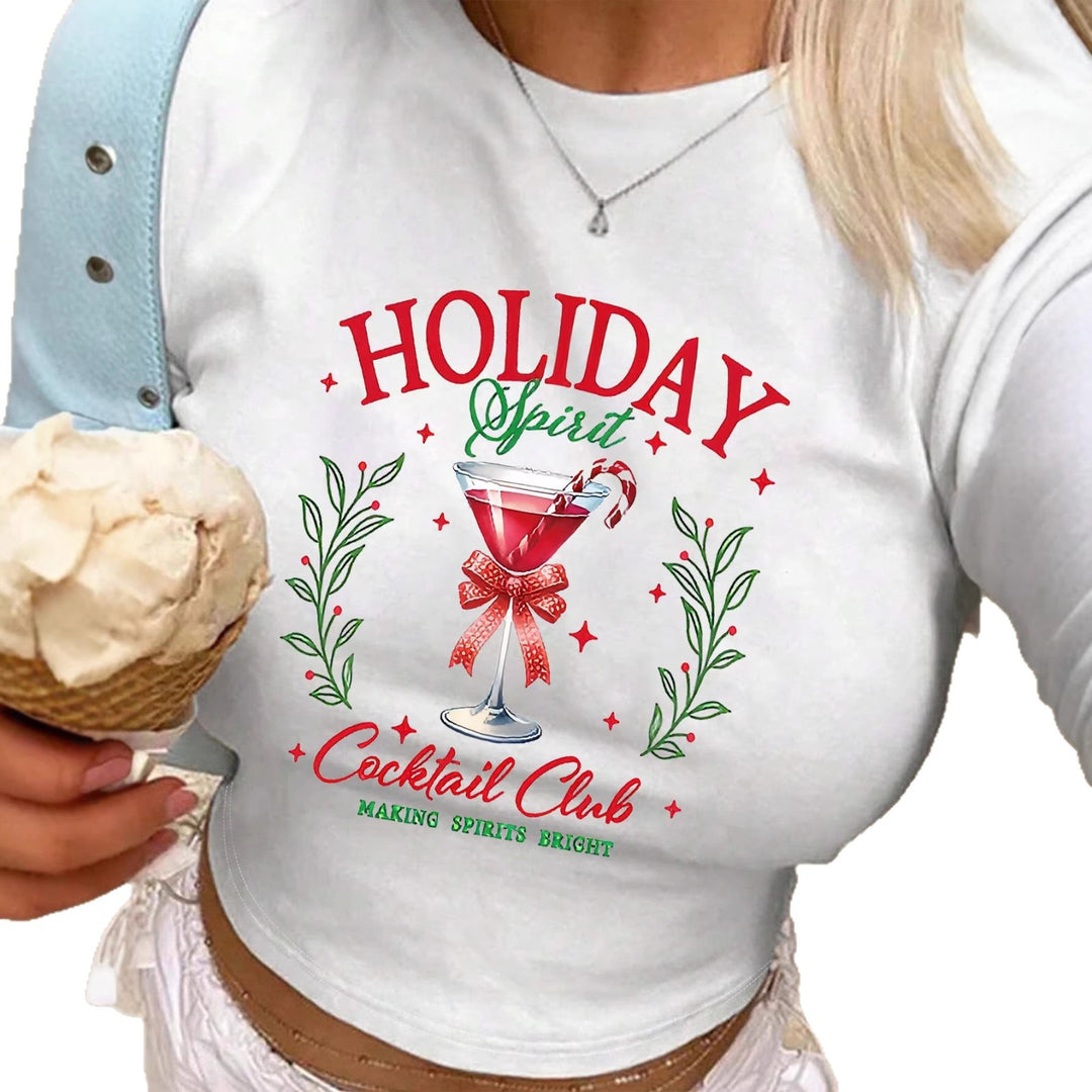 Dame Crop-top med kreativ cocktailmotiv og festligt print Skovae