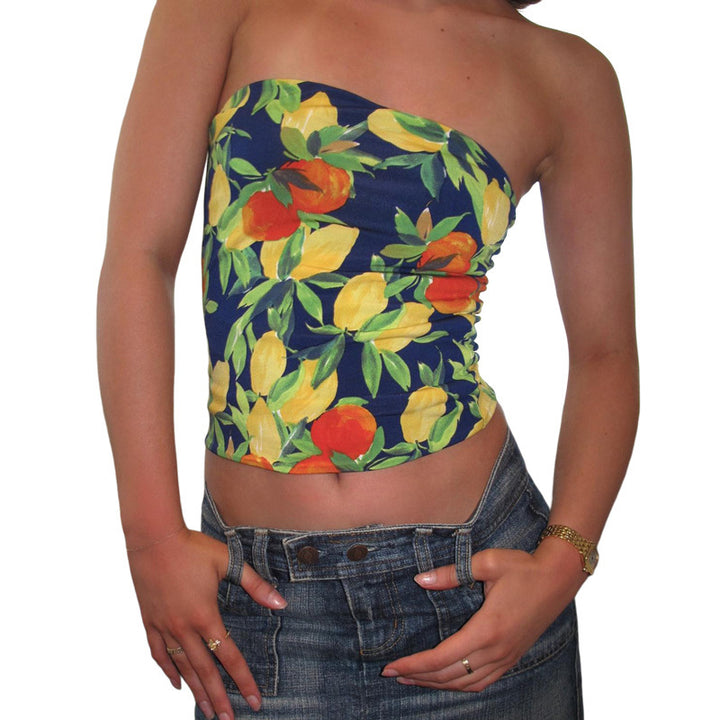 Dame trendy top med frugtprint Skovae