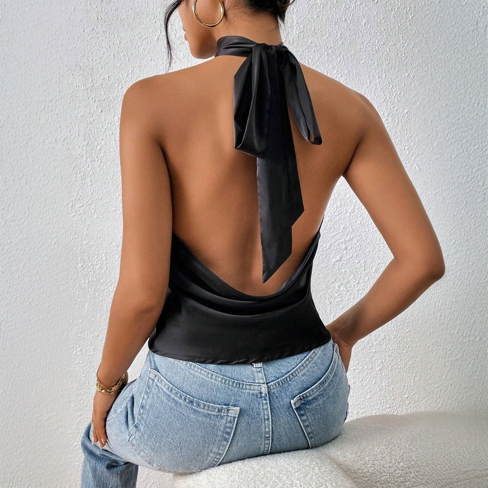 Kvindernes elegante halterneck top med silkeagtig finish Stilla
