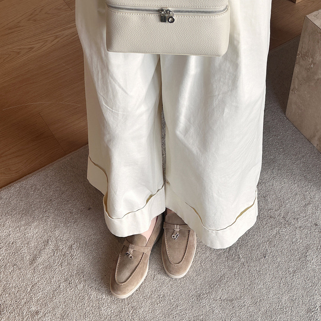 Femme Soft Suede Slipper-Mokkasiner med Dekorativt Vedhæng Stilla