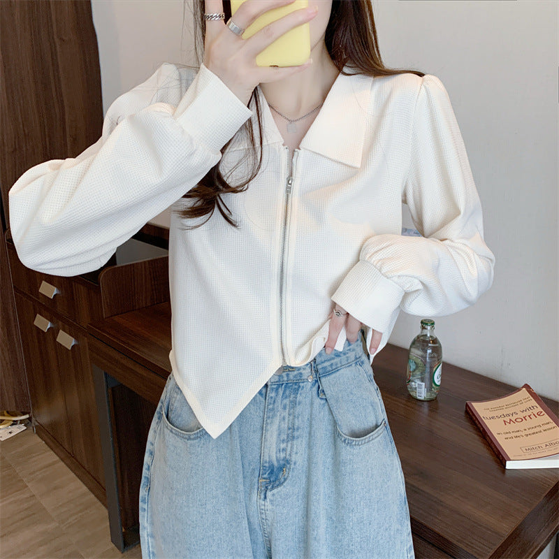 Kvinders fashionable cropped jakke med lynlås og elegant krave Stilla