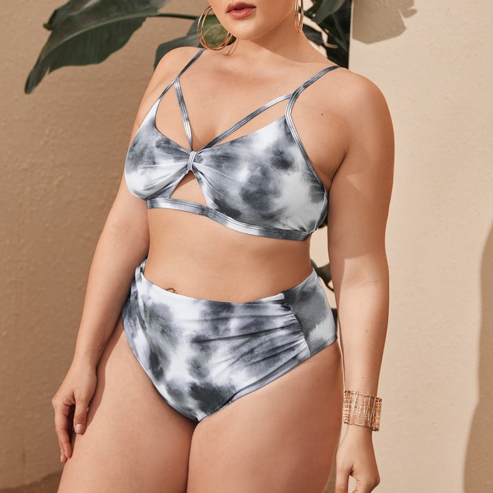 Dame højskåret bikini med moderne cut-out-design Skovae