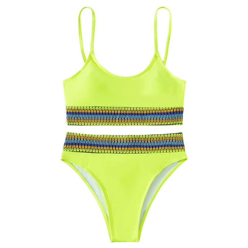 Dame bikini-sæt med sporty snit og farverigt, pænt design Stilla
