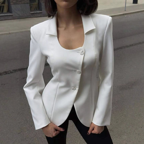 Dame elegant blazerjakke med figursyet snit og moderne knapdetaljer Stilla
