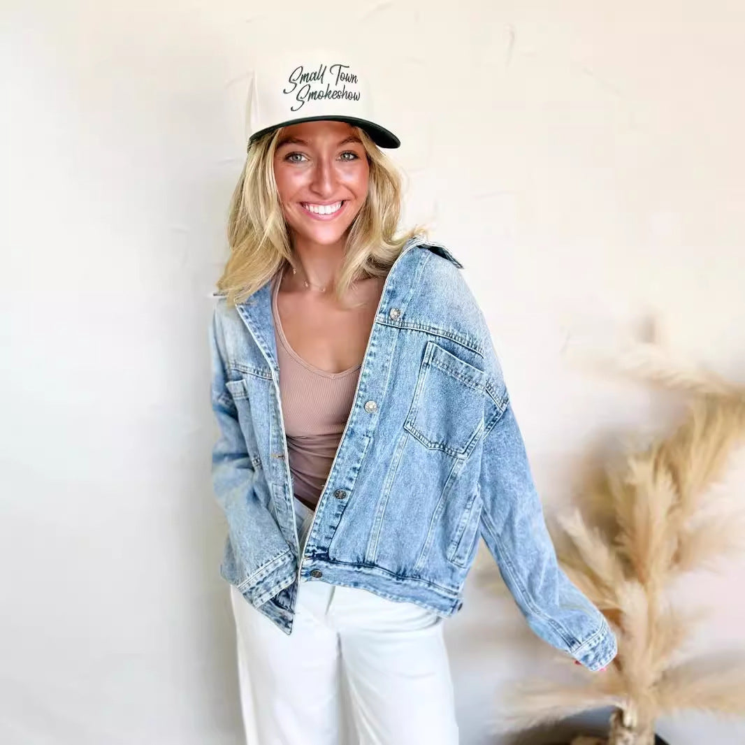 Dame casual denimjakke i afslappet oversized pasform med praktiske lommer Stilla