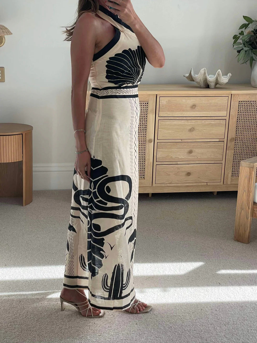 Ladies summer wrap dress with appealing plant motif Skovae