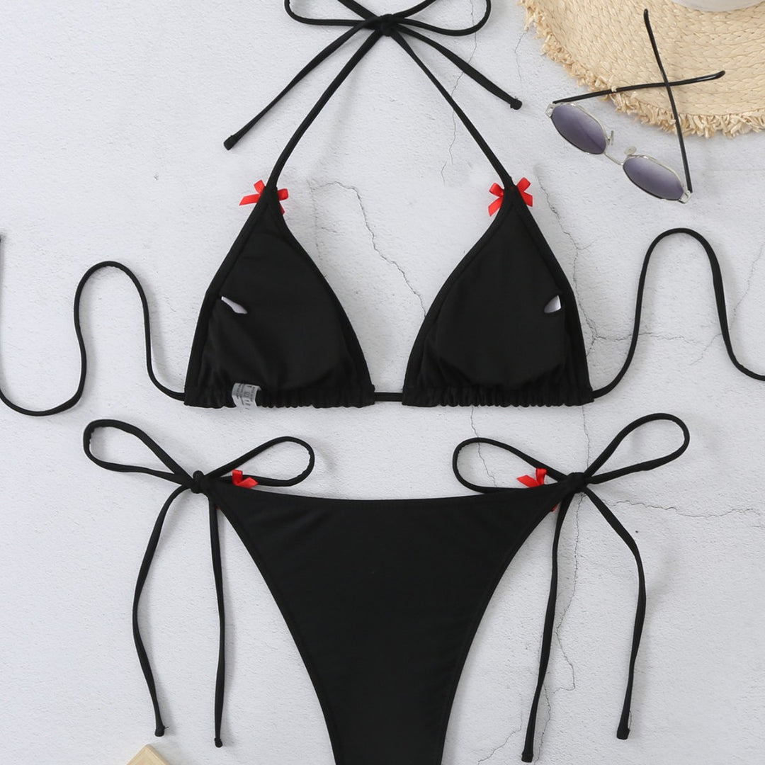 Dame Triangle Bikinier med justerbare stropper og rød sløjfeaccent Stilla