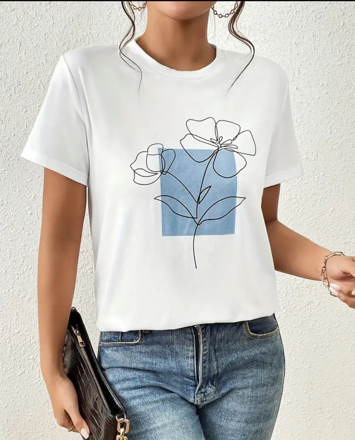 Dame T-shirt med kunstnerisk blomsterdesign og moderne grafikdesign Stilla