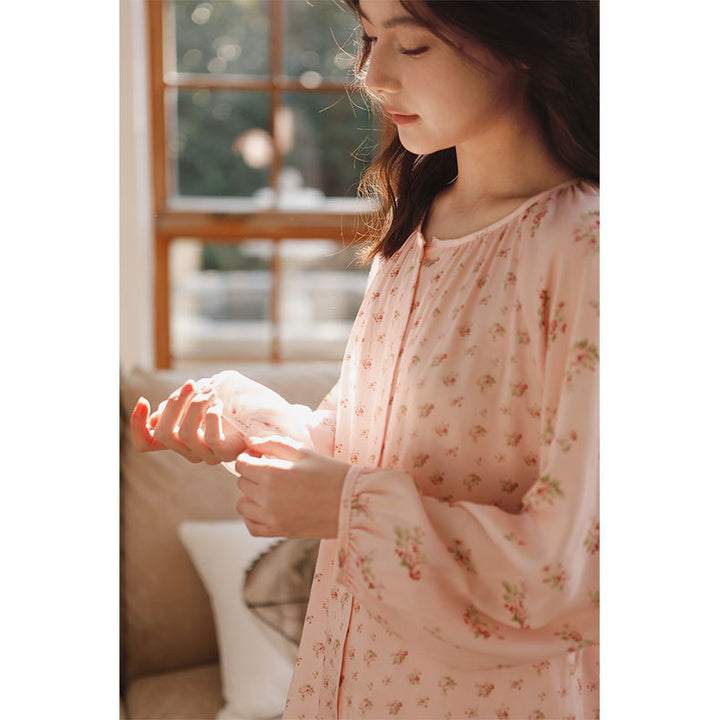 Dame Pyjamasæt med blomsterdesign og luftig pasform Stilla