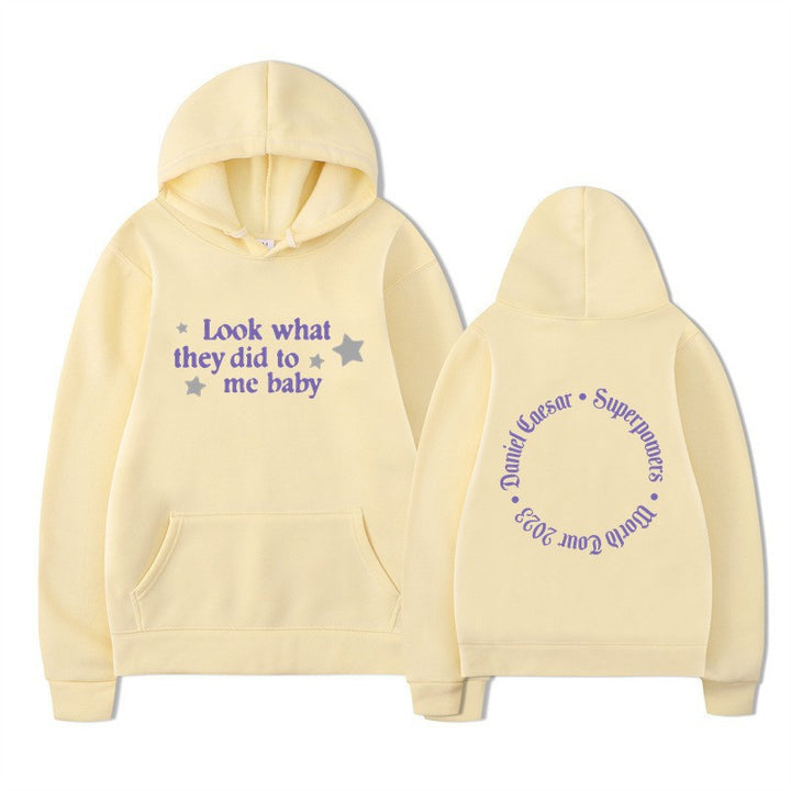 Kvinders hætte sweatshirt med kreativt slogan og unikt design Skovae