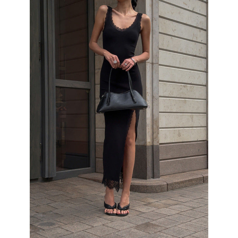 Damen Maxikleid mit Spitzenabschluss und hohem Schlitz Skovae