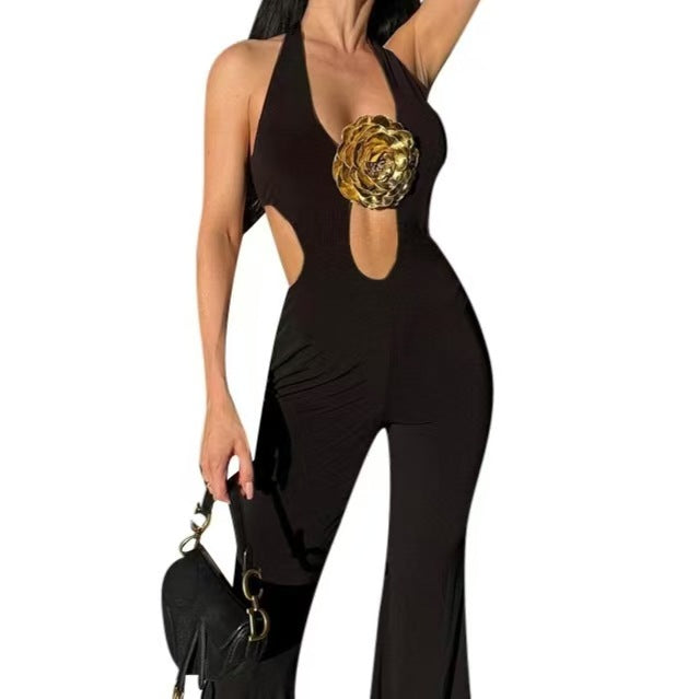 Dame Elegant Jumpsuit med sofistikeret Cut-Out-design og blomsterapplikationer Skovae