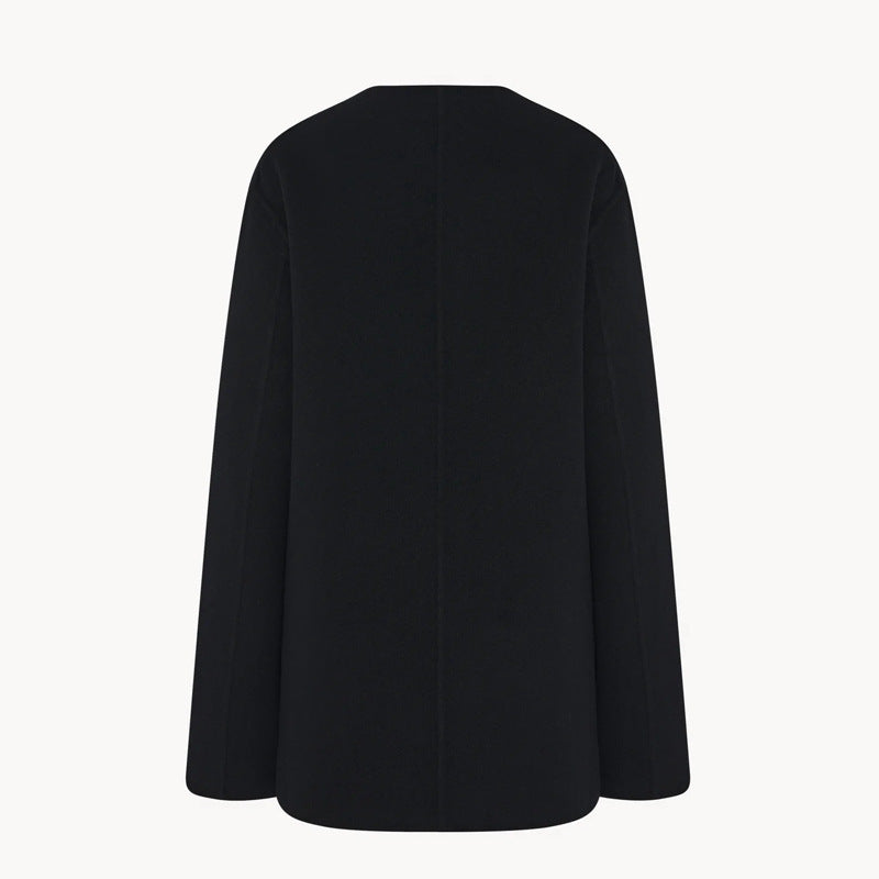 Kvinders elegante strikket blazer med store revers og praktiske lommer Stilla