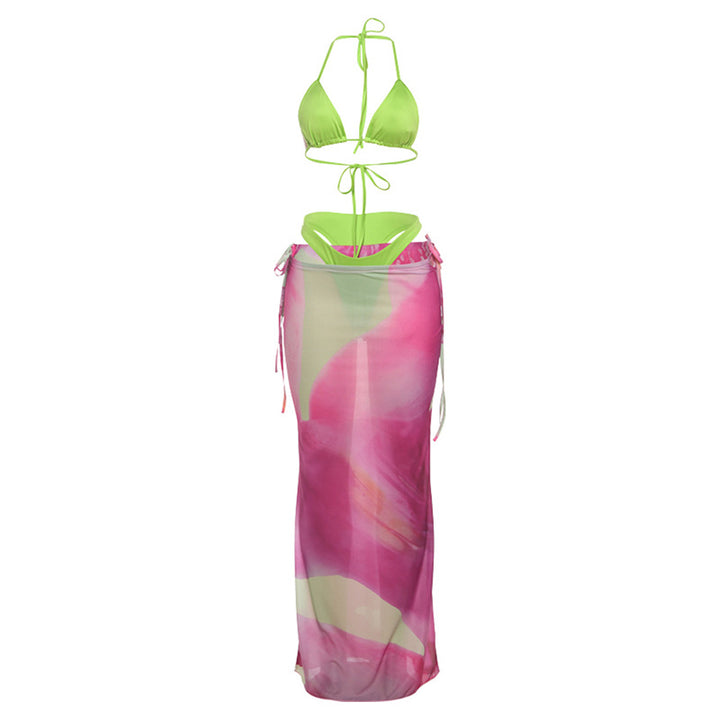 Dame bikini-sæt med gennemsigtig strandnederdel og iøjnefaldende blomsterdesign Stilla