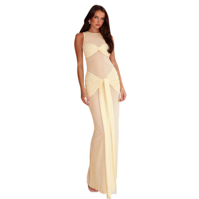 Dame gennemsigtig mesh maxikjole med drejet frontdetalje Stilla